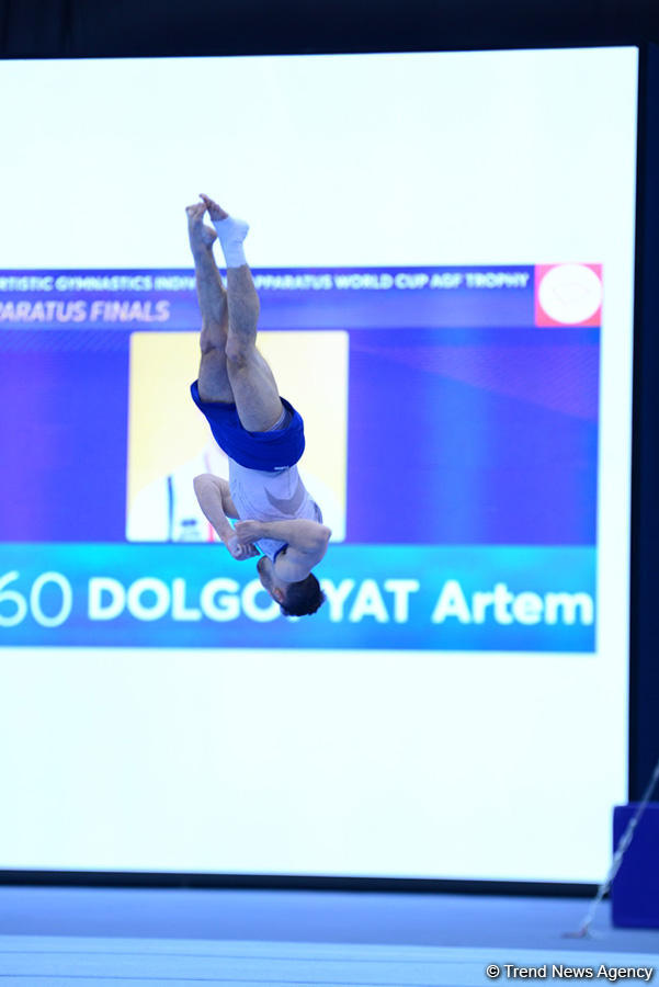 В Баку стартовал третий день соревнований Кубка мира FIG по спортивной гимнастике (ФОТО)
