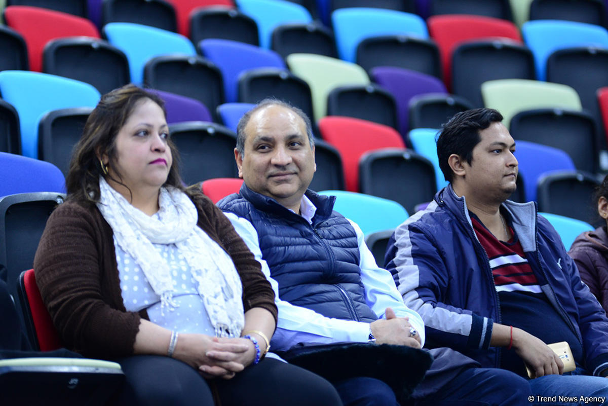 В Баку стартовал третий день соревнований Кубка мира FIG по спортивной гимнастике (ФОТО)