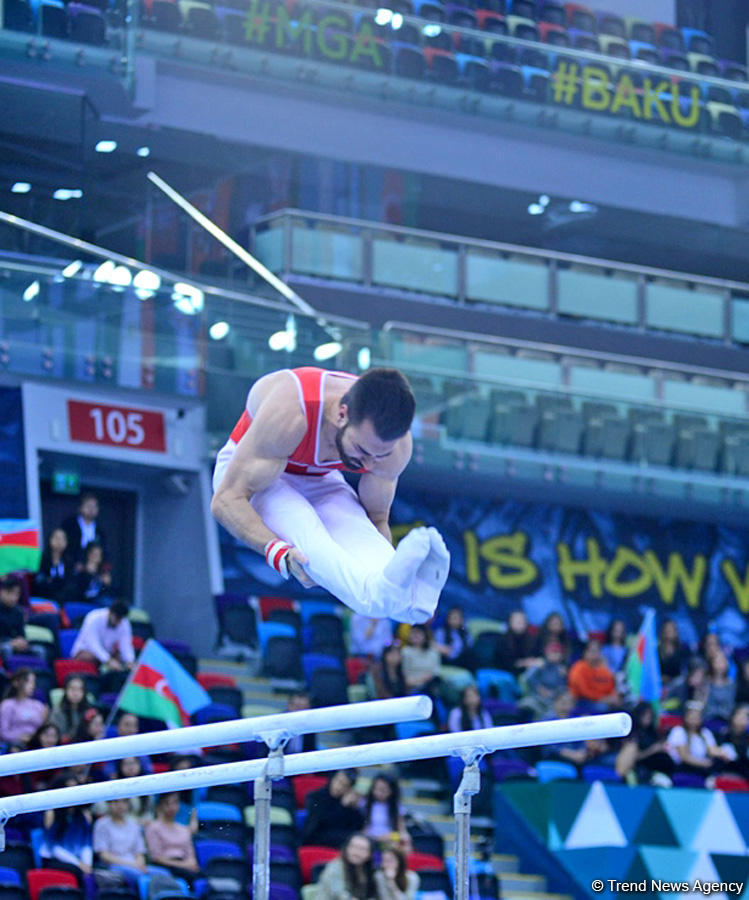 В Баку стартовал третий день соревнований Кубка мира FIG по спортивной гимнастике (ФОТО)