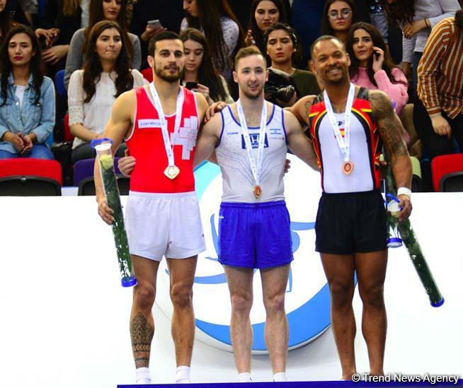 Состоялась церемония награждения победителей и призеров первого дня финалов Кубка мира по спортивной гимнастике в Баку (ФОТО)