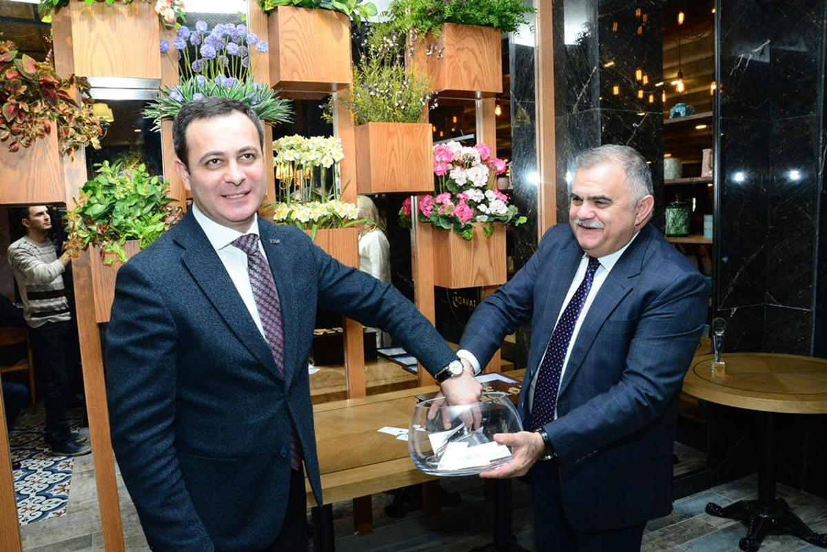 "Xalq seçimi": Читатели Day.Az выбрали лучших из лучших (ФОТО)