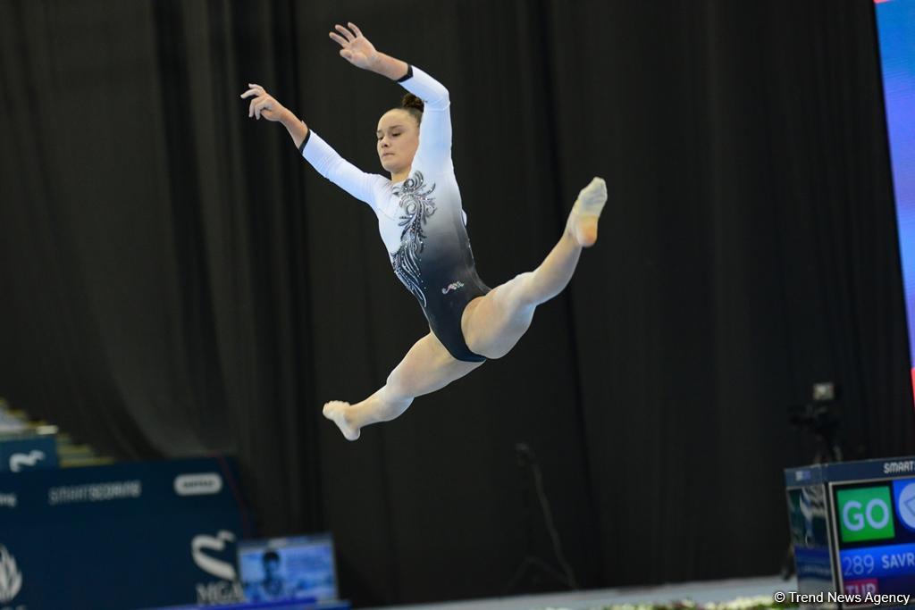 В Национальной арене гимнастики продолжаются финальные соревнования Кубка мира по спортивной гимнастике в Баку (ФОТО)
