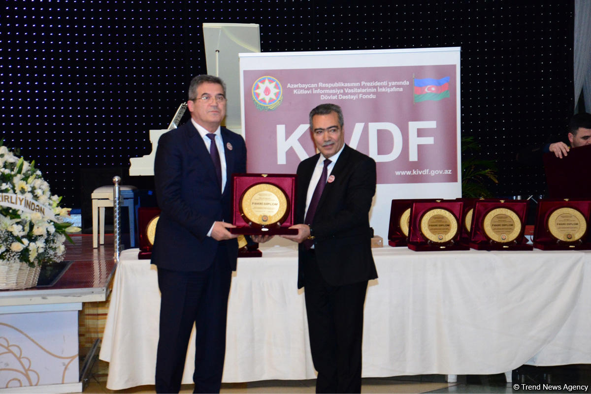 Али Гасанов: Поддержка Азербайджанским государством СМИ, журналистов осуществляется в прозрачной форме (ФОТО)