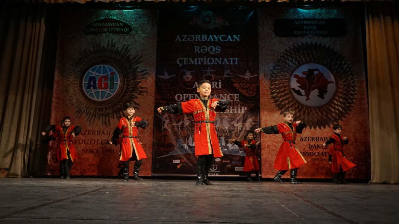 Определены победители открытого чемпионата Азербайджана по танцам (ФОТО)