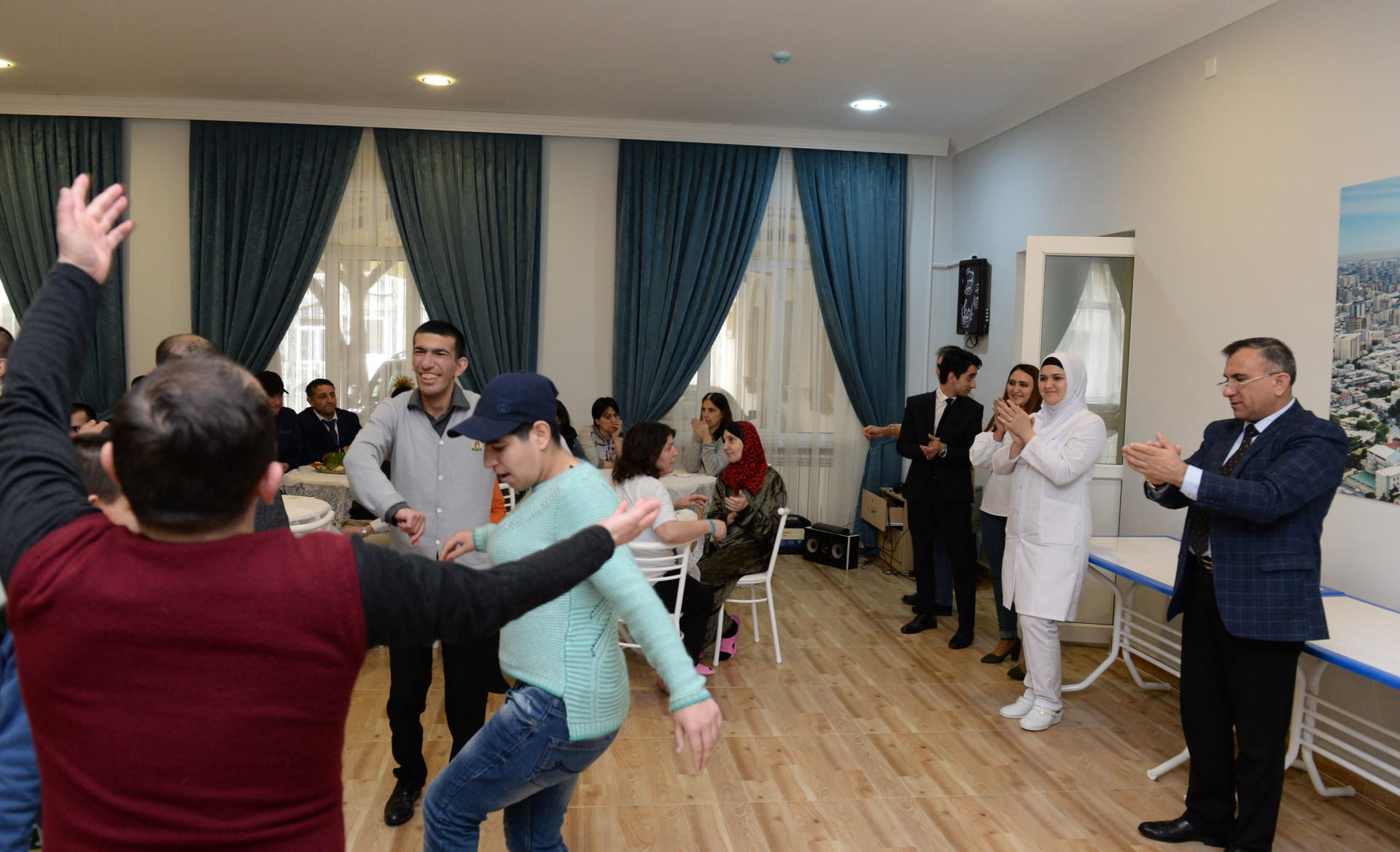 По инициативе Фонда Гейдара Алиева для сирот и детей, нуждающихся в особой заботе, проведены мероприятия по случаю праздника Новруз (ФОТО)