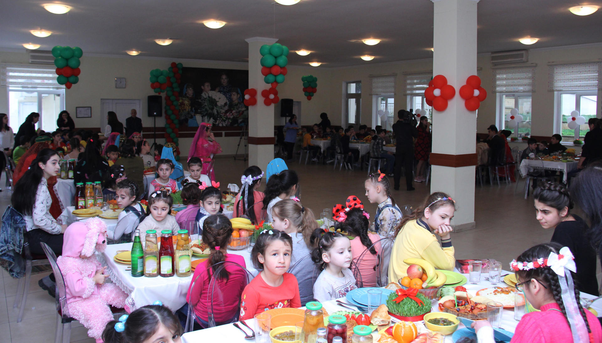 По инициативе Фонда Гейдара Алиева для сирот и детей, нуждающихся в особой заботе, проведены мероприятия по случаю праздника Новруз (ФОТО)