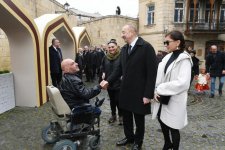 Президент Ильхам Алиев и Первая леди Мехрибан Алиева приняли участие во всенародном веселье по случаю Новруз байрамы (ФОТО)