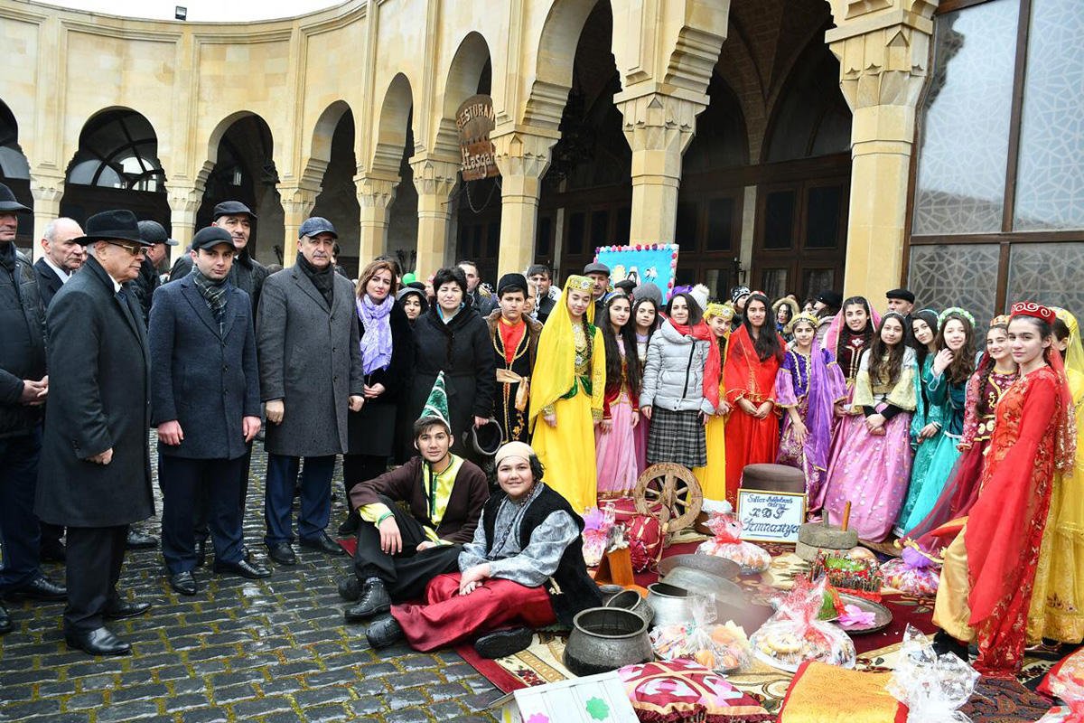 Праздник Новруз в Храме Атешгях (ФОТО)