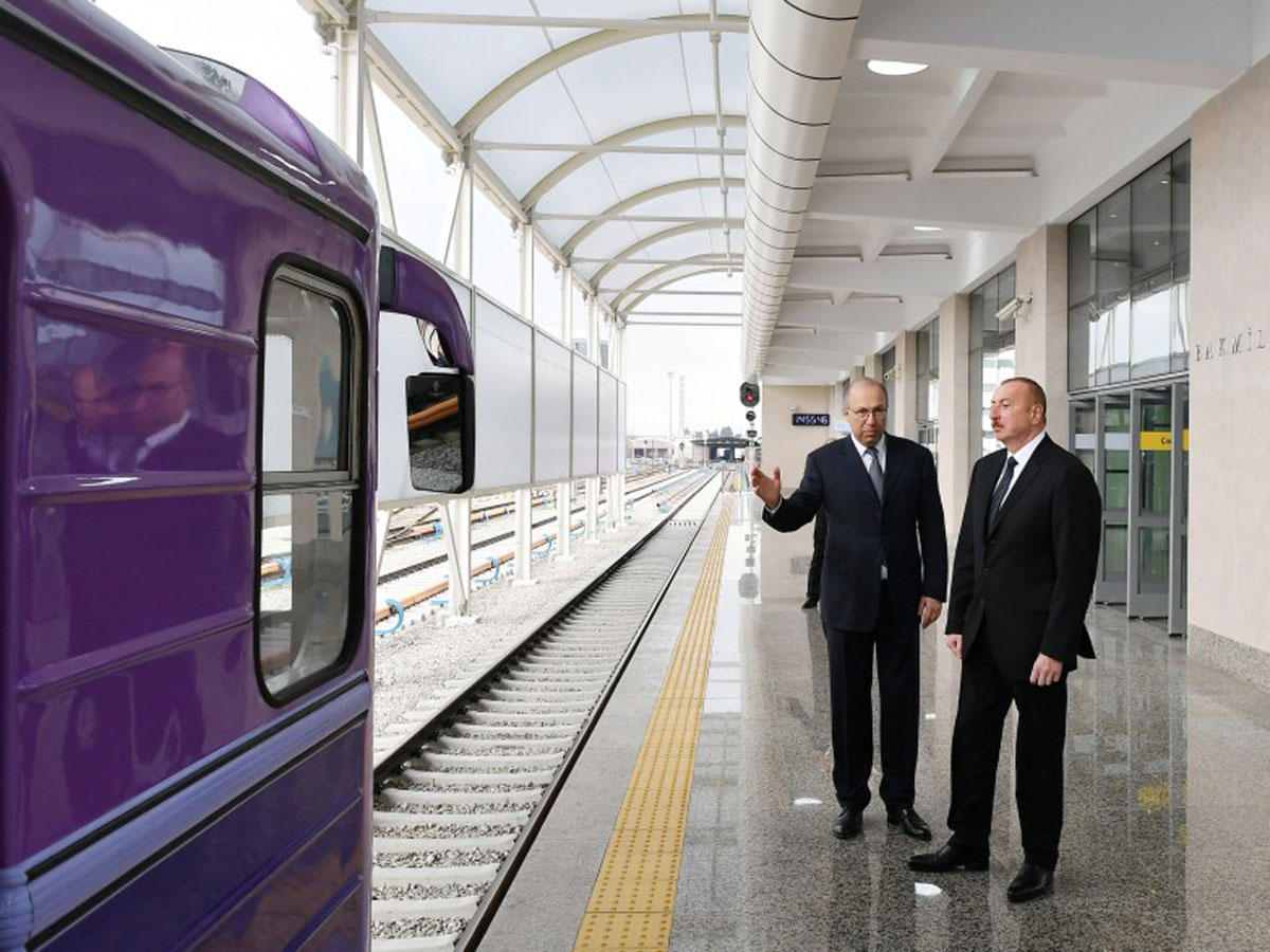 Президент Ильхам Алиев ознакомился с условиями, созданными на станции метро  «Бакмил» (ФОТО)