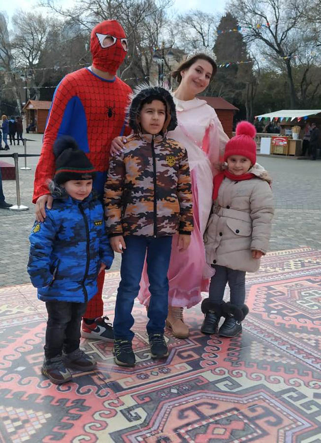 Весенняя сказка на Бакинском бульваре (ФОТО)