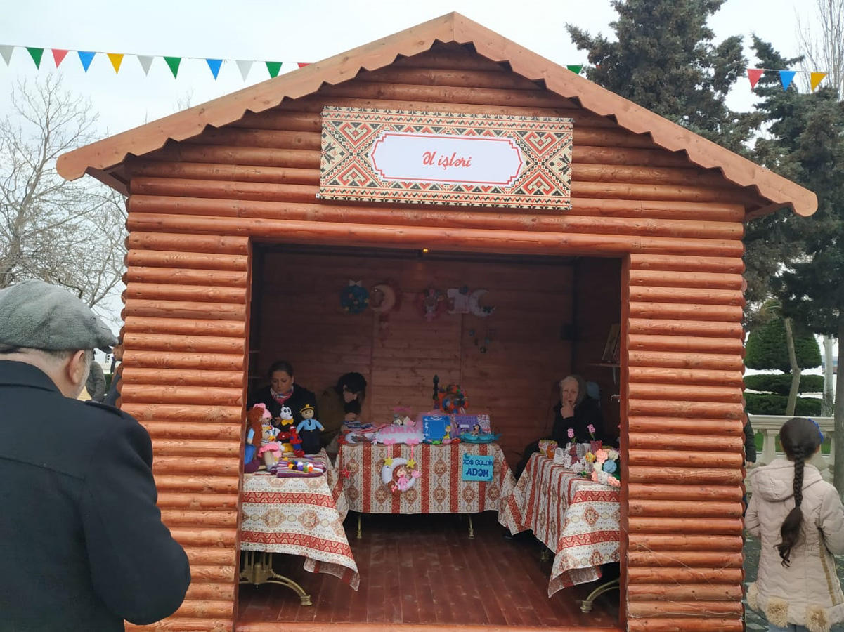 Весенняя сказка на Бакинском бульваре (ФОТО)