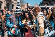 Азербайджанская участница "Евровидения" провела флешмоб со студентами (ФОТО, ВИДЕО)