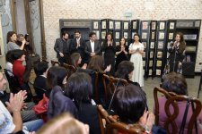 Всемирный день театра в Бакинском книжном центре (ФОТО)