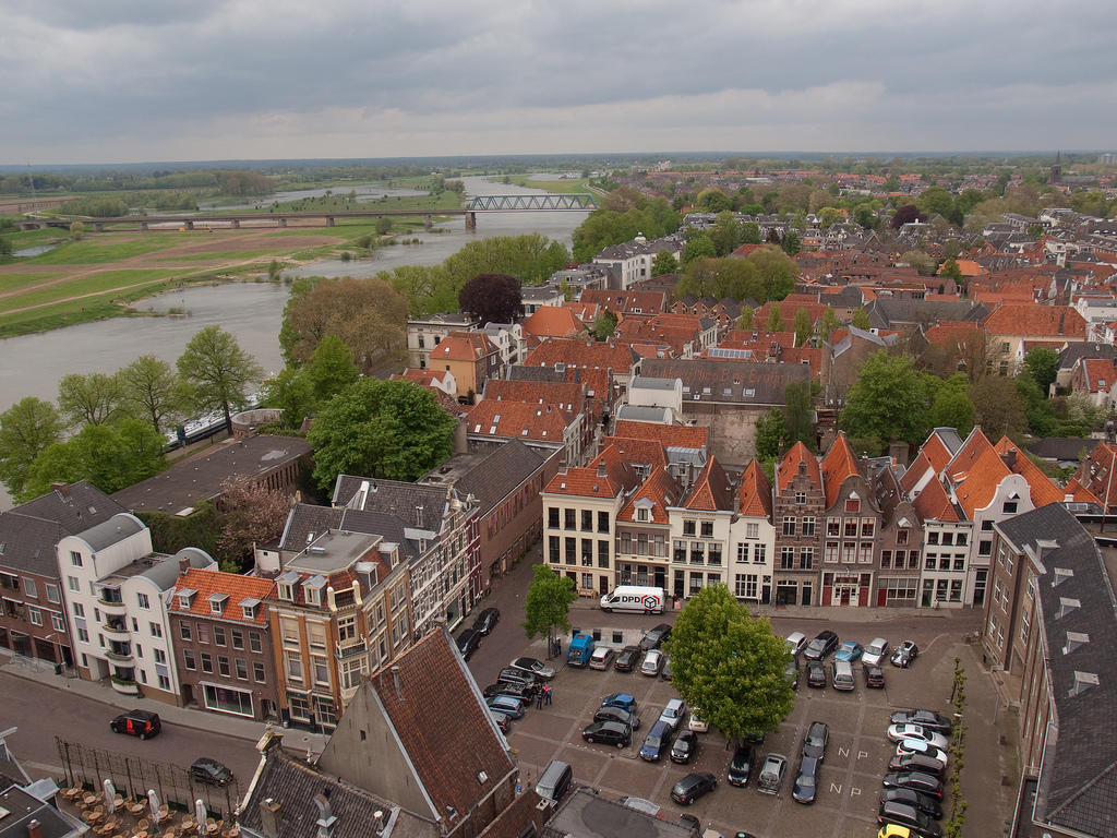 Телеведущая Хатира Абдуллазаде: Чем больше живешь в Голландии, тем больше скучаешь по Шуше (ФОТО)