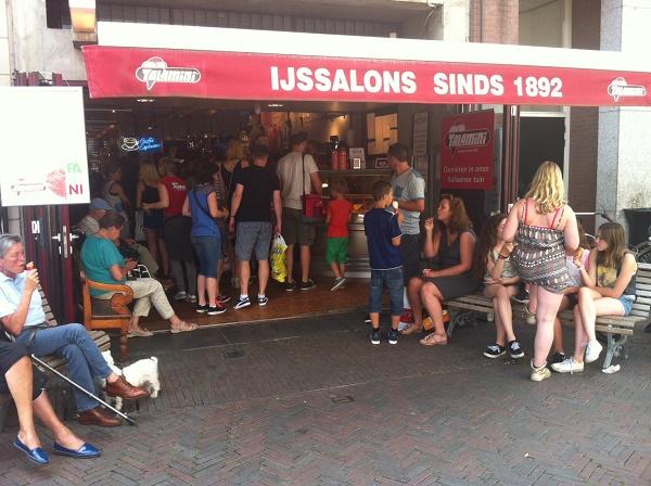 Телеведущая Хатира Абдуллазаде: Чем больше живешь в Голландии, тем больше скучаешь по Шуше (ФОТО)