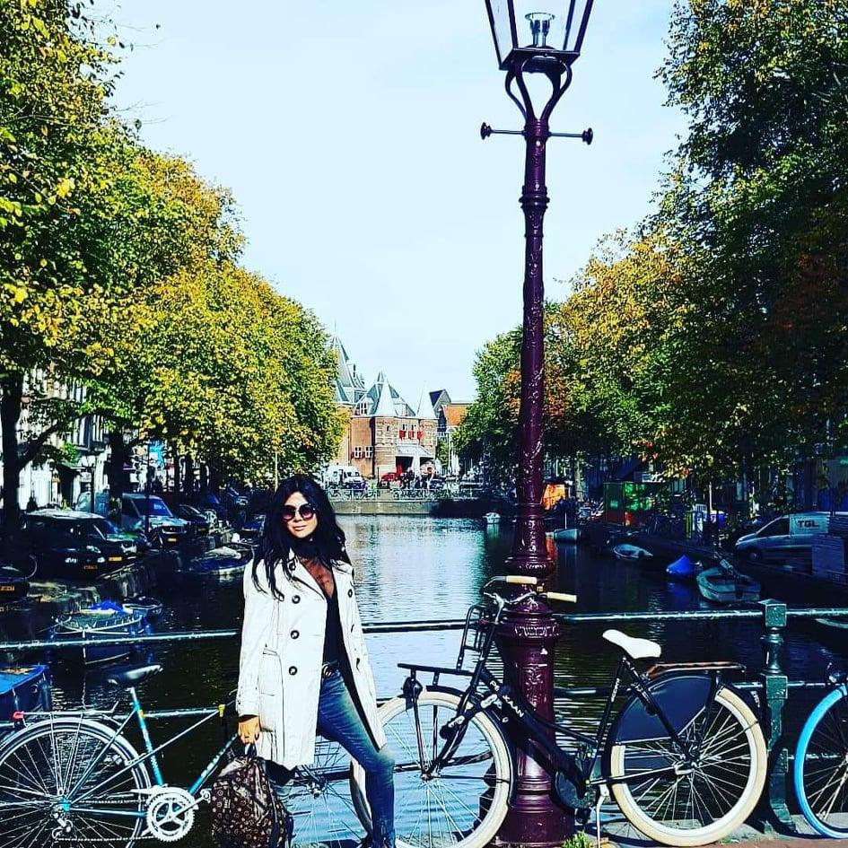 Телеведущая Хатира Абдуллазаде: Чем больше живешь в Голландии, тем больше скучаешь по Шуше (ФОТО)