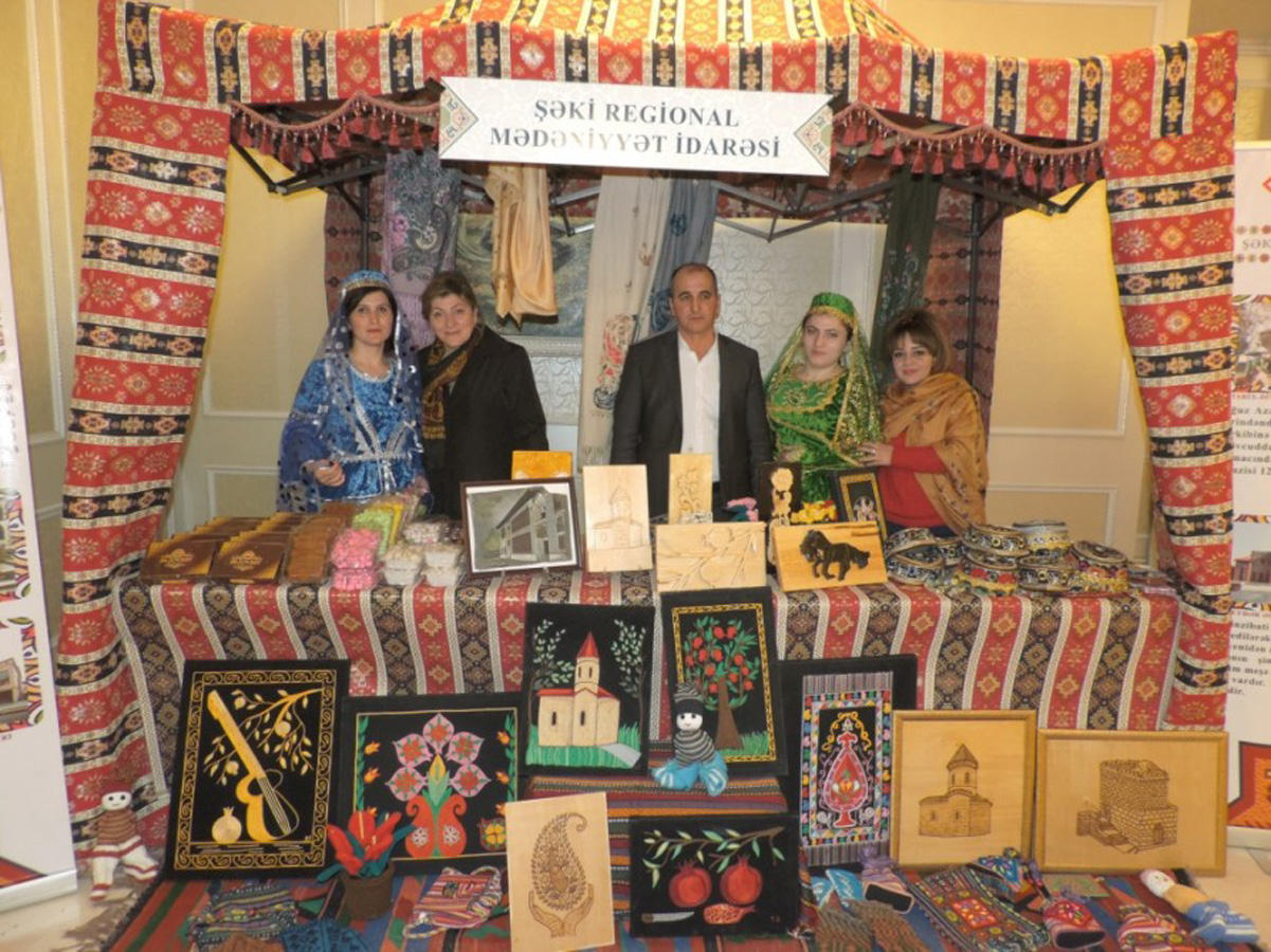 В Гяндже установлены шатры культурного разнообразия регионов (ФОТО)
