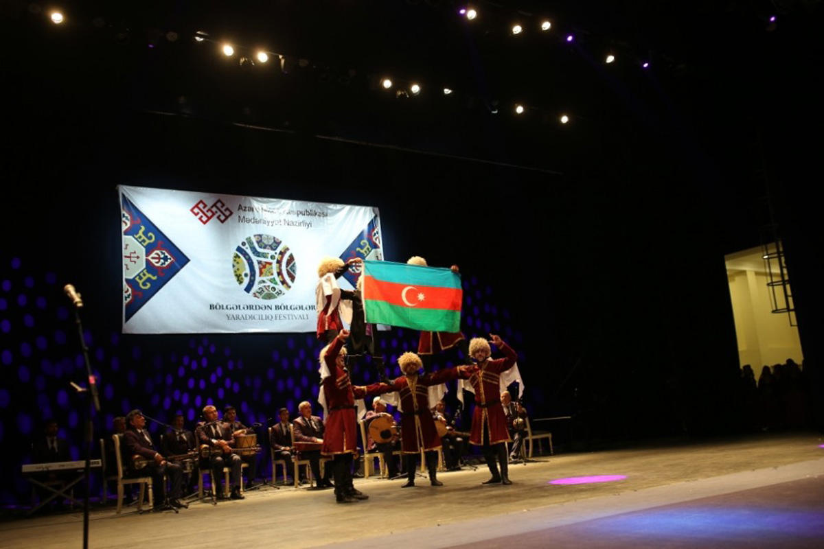 В Гяндже установлены шатры культурного разнообразия регионов (ФОТО)