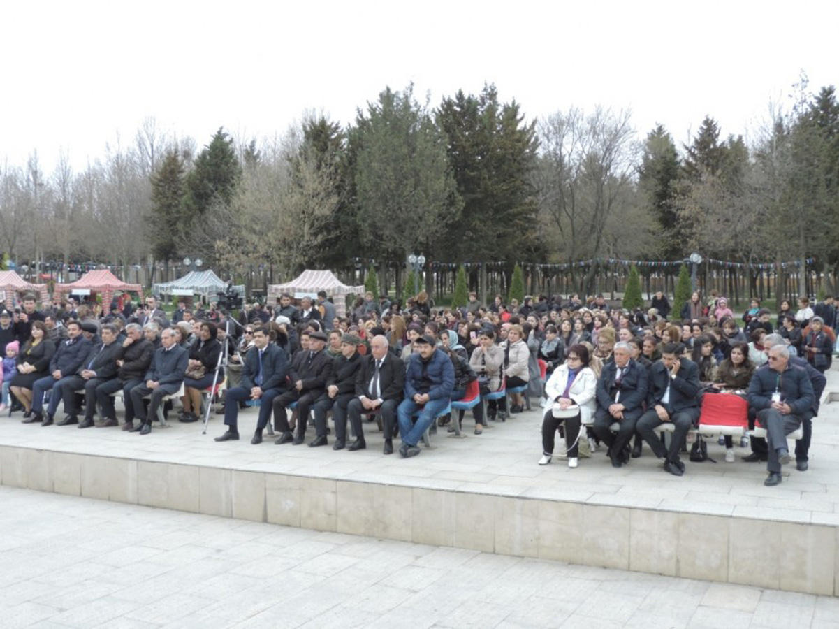 Из регионов в регионы: фестиваль в Агстафе (ФОТО)