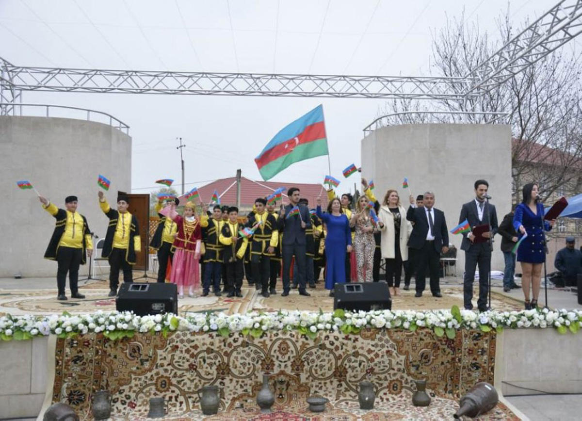 Из регионов в регионы: фестиваль в Агстафе (ФОТО)