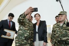 Первый вице-президент Мехрибан Алиева встретилась с военнослужащими, которых обеспечили высокотехнологичными протезами (ФОТО) (версия 2)