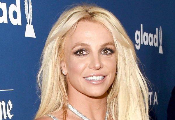 Суд в США официально прекратил опекунство над Бритни Спирс