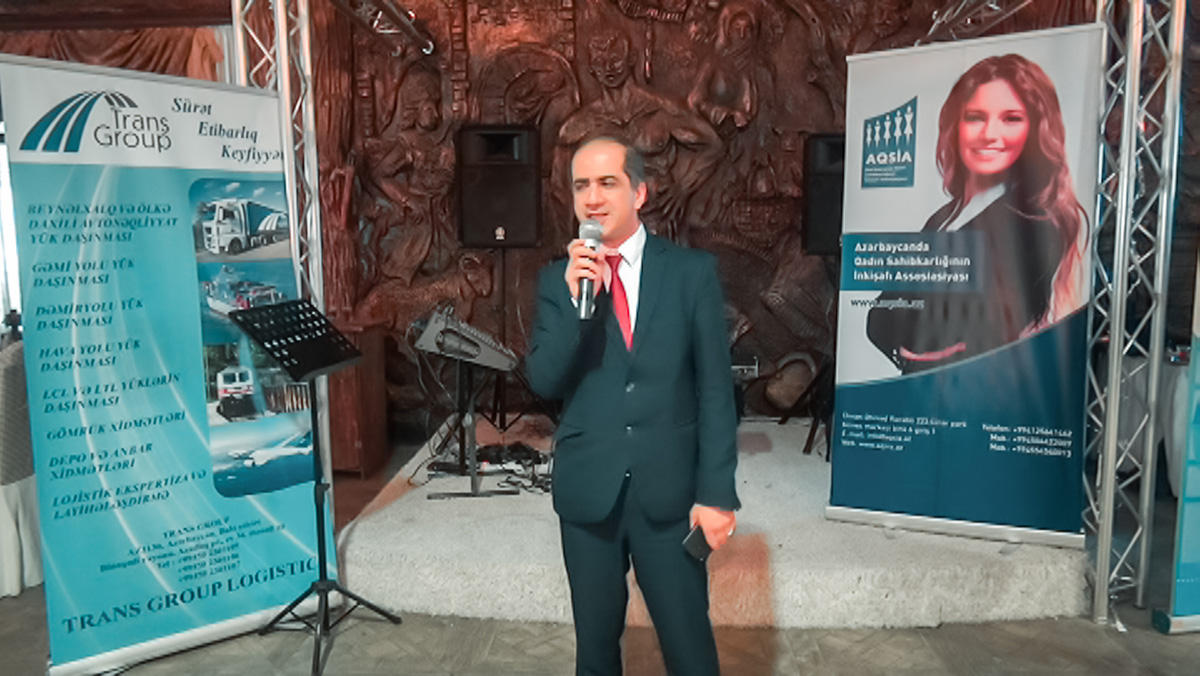 Для воспитанников Ходжалинской школы проведена благотворительная акция (ФОТО)