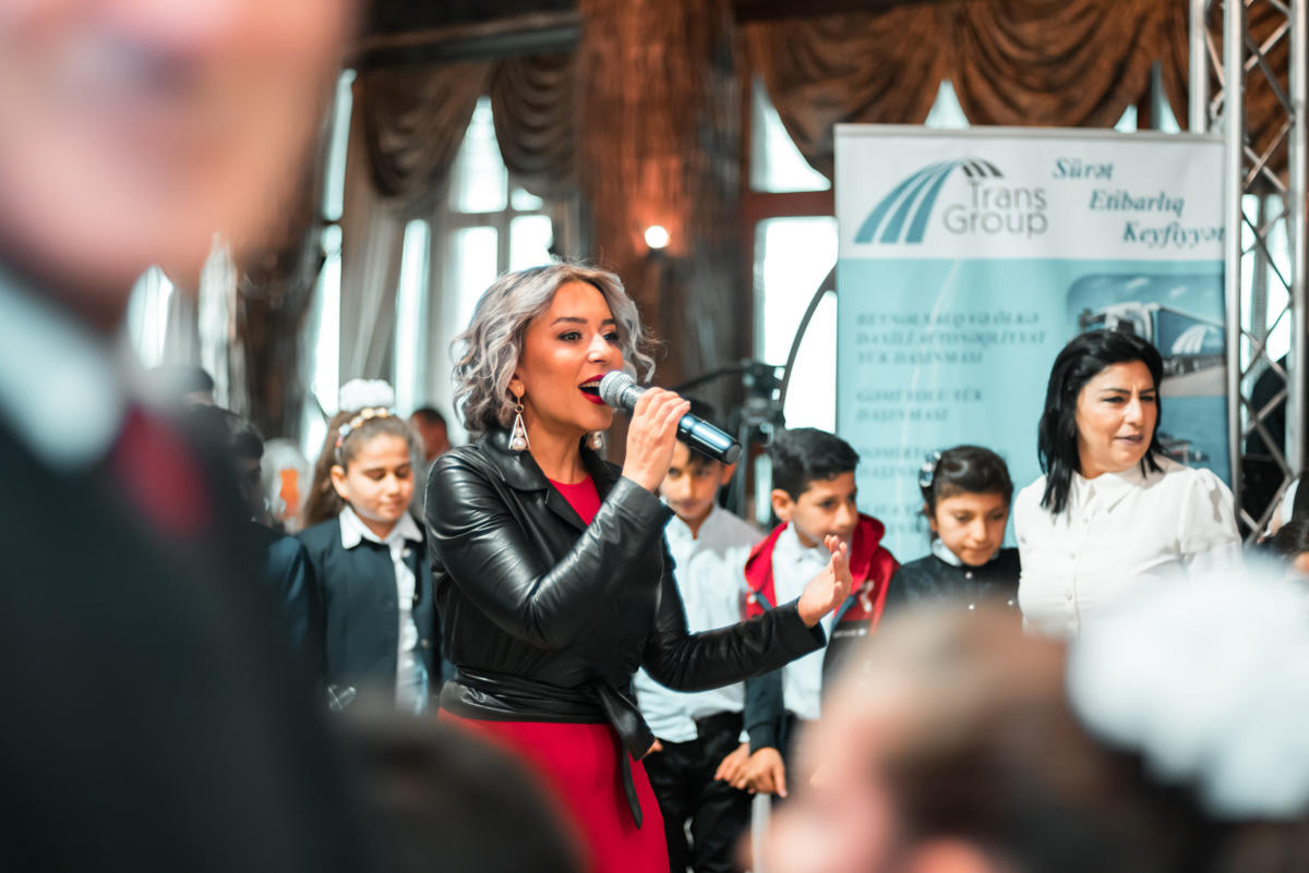 Для воспитанников Ходжалинской школы проведена благотворительная акция (ФОТО)