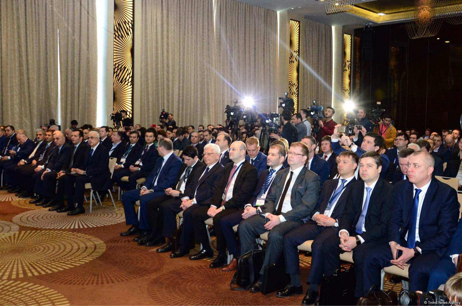 Российские инвестиции в Азербайджан превысили $4 млрд - министр (ФОТО)