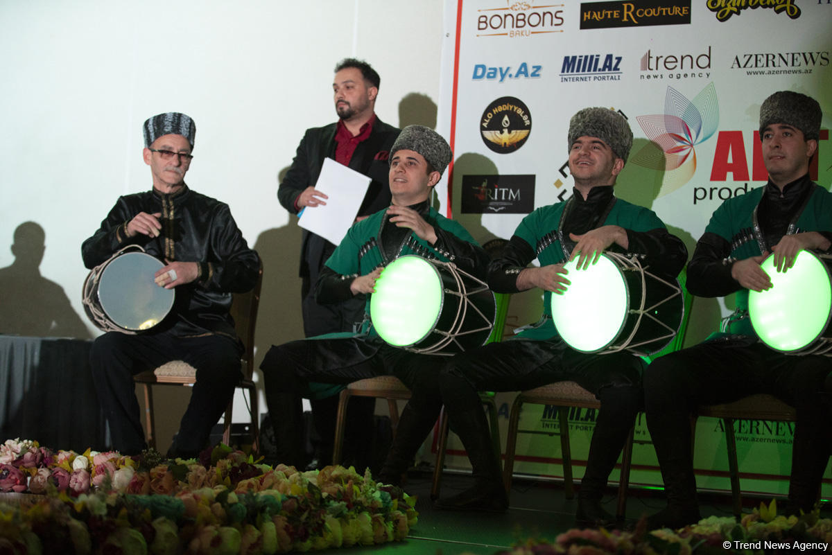 Самой юной модели Азербайджана…5 месяцев – очаровательные модницы и модники  (ФОТО)