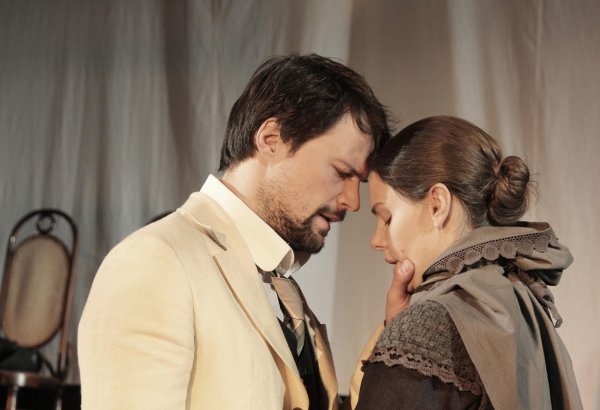 Бакинцы увидят спектакли с Данилой Козловским, Елизаветой Боярской и Евгением Мироновым