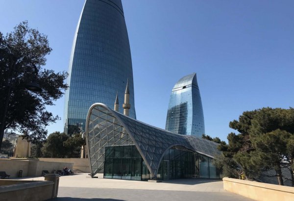 Достаточно одного пассажира, чтобы вагоны Бакинского фуникулера отправились в путь – начальник Управления (ФОТО)