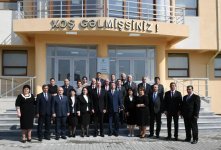 Президент Ильхам Алиев принял участие в открытии в бакинском поселке жилого комплекса для вынужденных переселенцев (ФОТО)