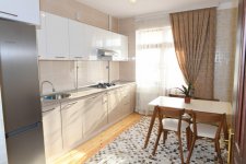 Президент Ильхам Алиев принял участие в открытии в бакинском поселке жилого комплекса для вынужденных переселенцев (ФОТО)