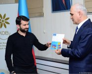 57 предпринимателей сгоревшего в Баку т/ц "Диглас" уже получили финансовую помощь - министр (ФОТО)