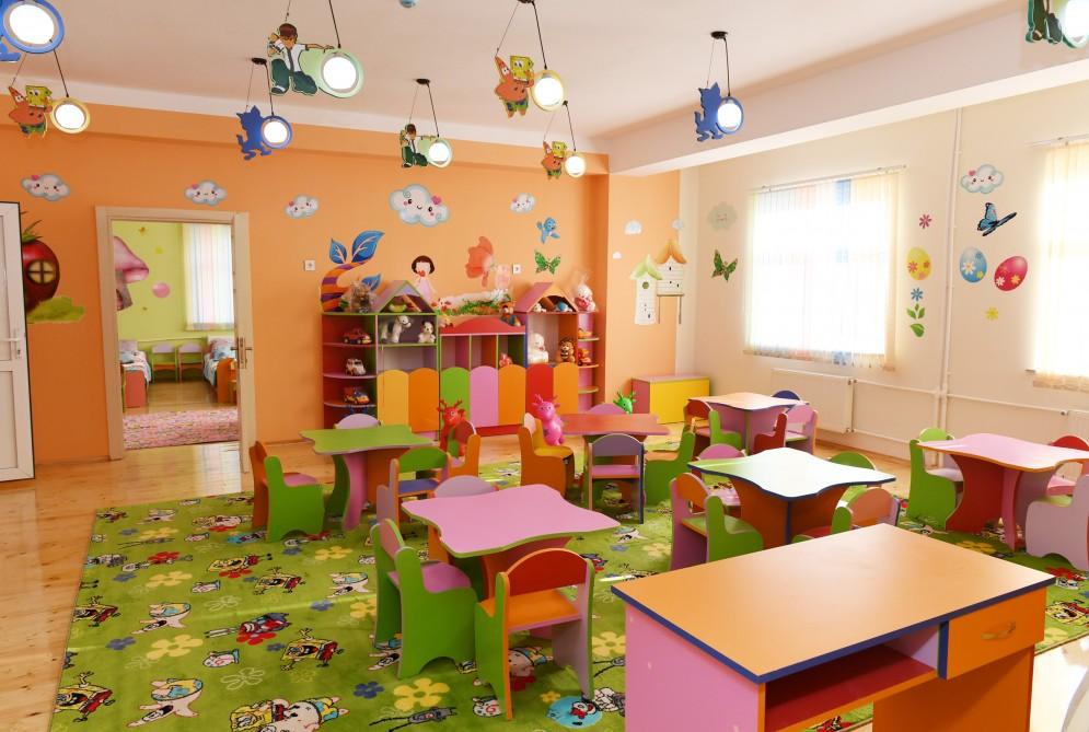 Президент Ильхам Алиев принял участие в открытии в бакинском поселке жилого комплекса для вынужденных переселенцев (ФОТО)