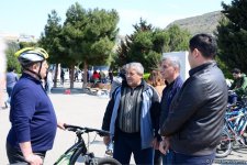 В Баку прошел велопробег под девизом «Меньше машин, больше жизни» (ФОТО)