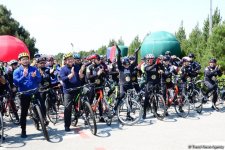 В Баку прошел велопробег под девизом «Меньше машин, больше жизни» (ФОТО)