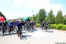 В Баку прошел велопробег под девизом «Меньше машин, больше жизни» (ФОТО)