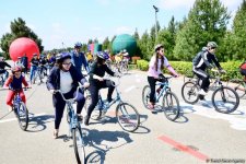 В Баку прошел велопробег под девизом «Меньше машин, больше жизни» (ФОТО)