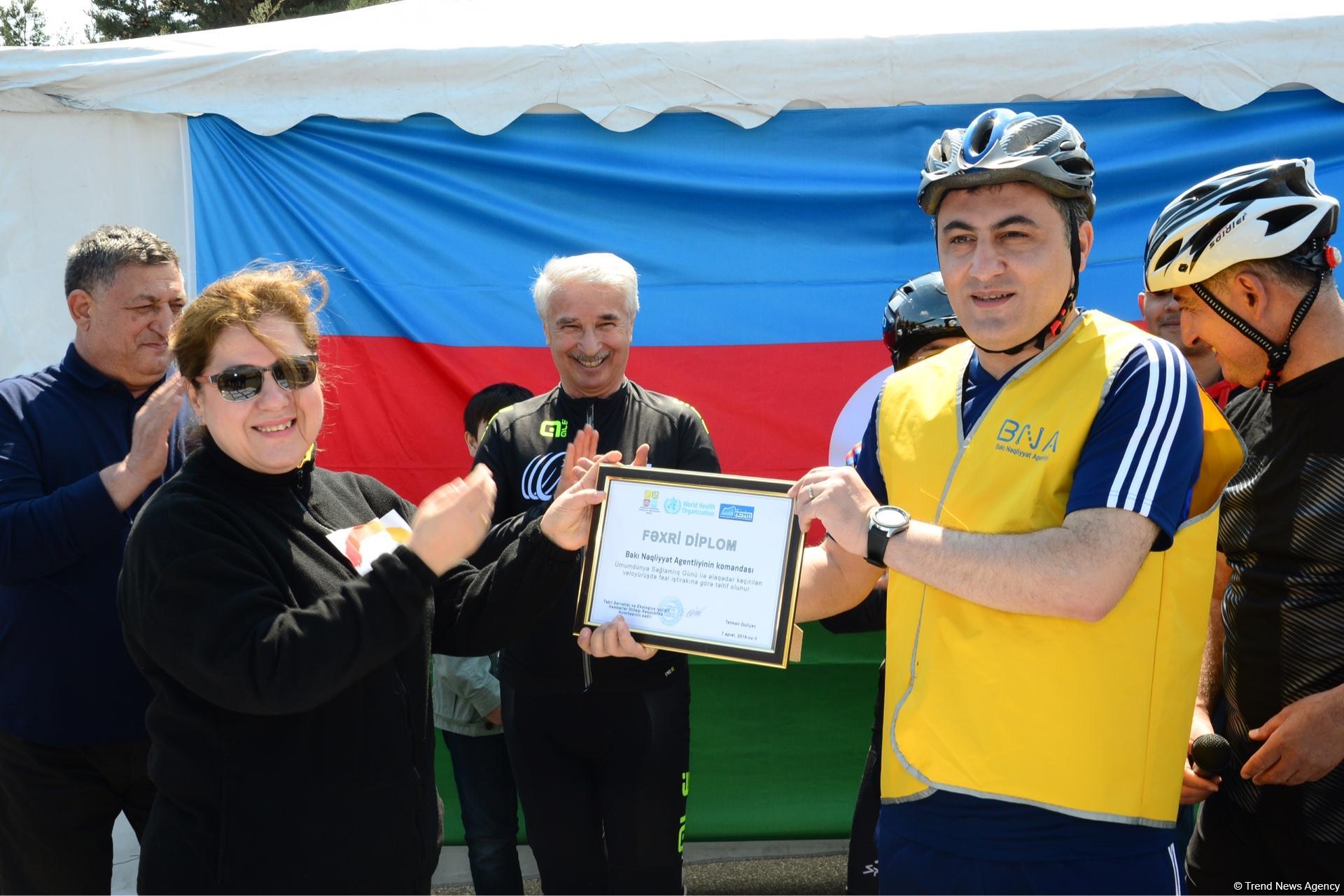 В Баку прошел велопробег под девизом «Меньше машин, больше жизни» (ФОТО)