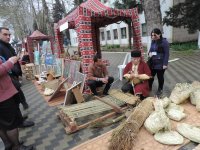 Путешествие в Агдаш: выступление канатоходца и выставка сувениров (ФОТО)