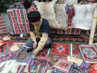 Путешествие в Агдаш: выступление канатоходца и выставка сувениров (ФОТО)