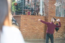 В Баку проведен чемпионат по бумажным самолетикам (ФОТО)