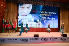 Азербайджанская чайная церемония на покер норвежца  Карлсена (ФОТО)