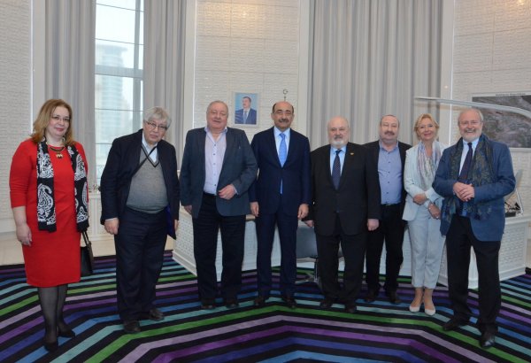 Абульфас Гараев встретился с делегацией ВГИКа (ФОТО)