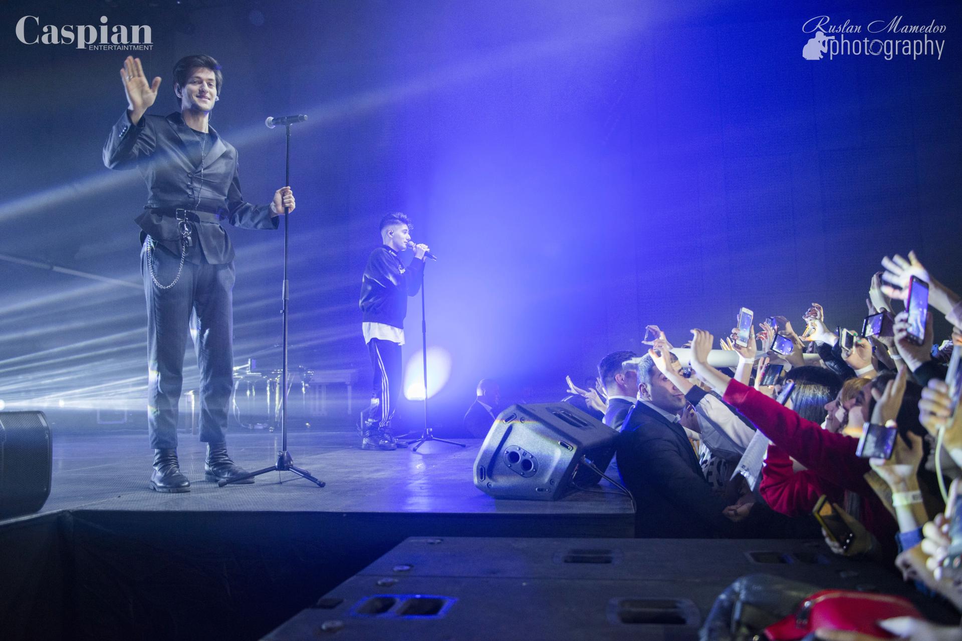 Российские звезды – азербайджанцы Rauf & Faik зажгли вечерний Баку (ВИДЕО, ФОТО)