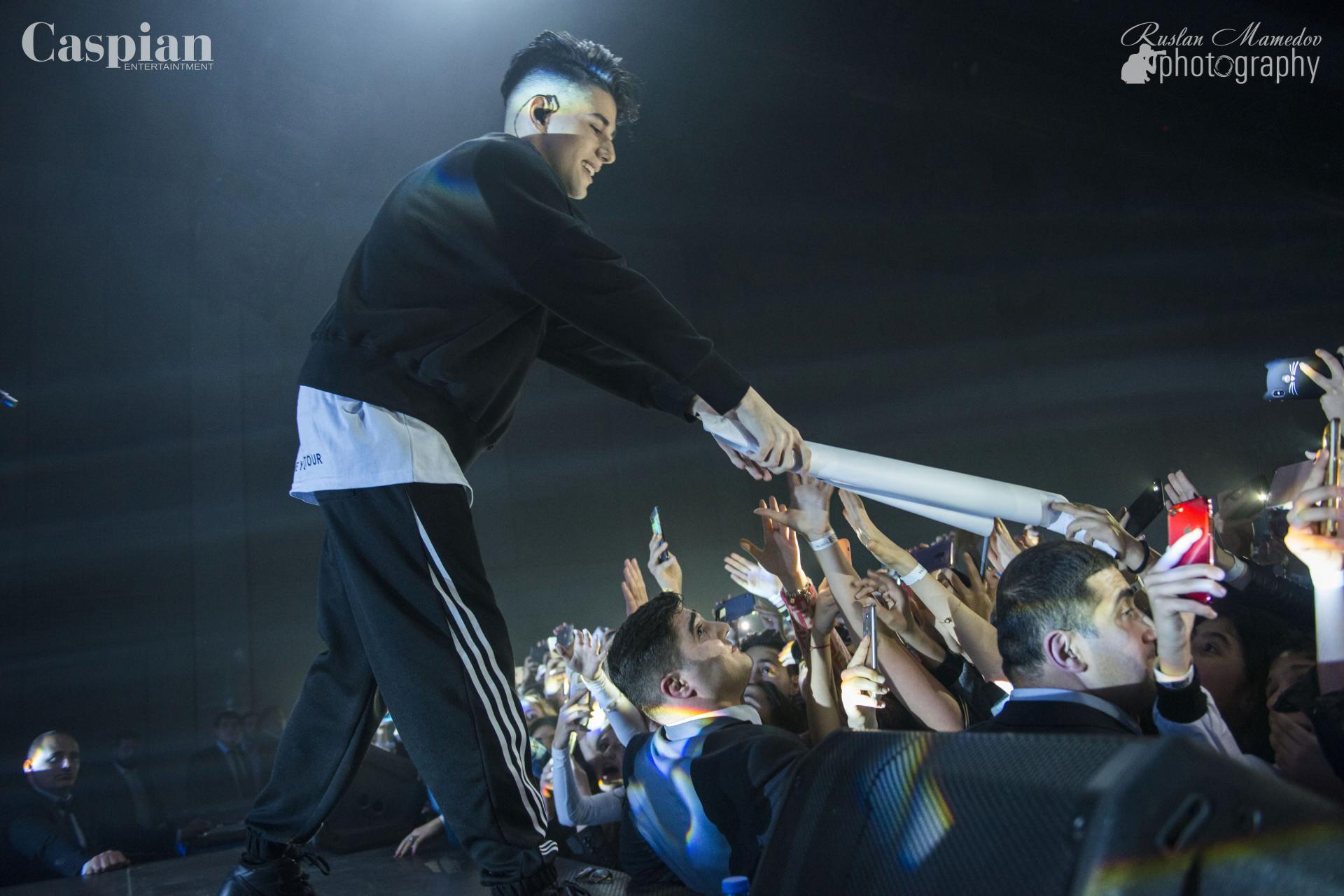 Российские звезды – азербайджанцы Rauf & Faik зажгли вечерний Баку (ВИДЕО, ФОТО)