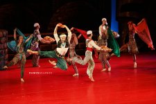 В Баку состоялась грандиозная премьера балета "Тысяча и одна ночь"  (ФОТО)