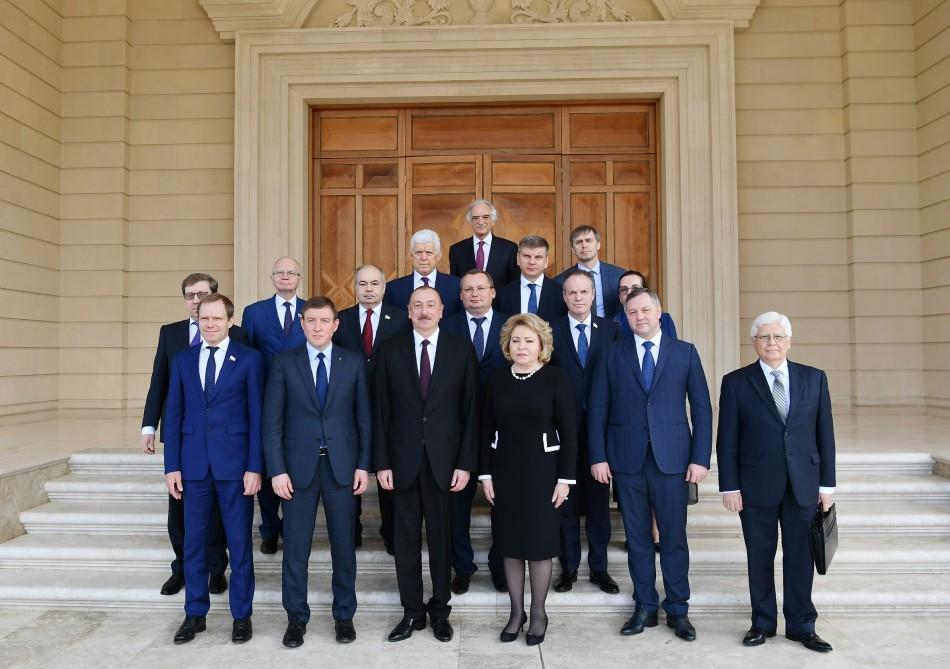 Президент Ильхам Алиев принял делегацию во главе с председателем Совфеда Федерального собрания РФ (ФОТО) (версия 2)